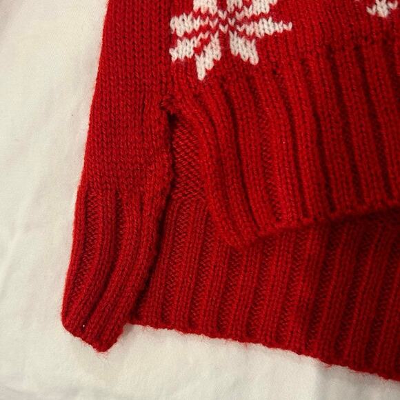 Owl Christmas Sweater Red Medium. The red and owl make it Perfect for Chi Omega - Picture 5 of 11
